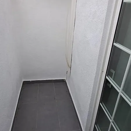 Apartament *